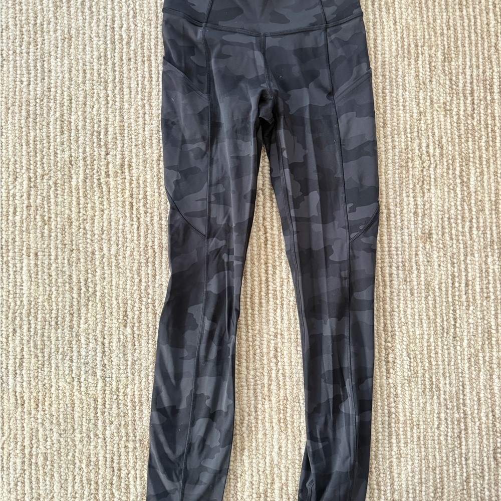 Lululemon Black Camo Fast and Free Leggings 28”